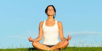 the technique of performing exercises for weight loss on the abdomen and sides